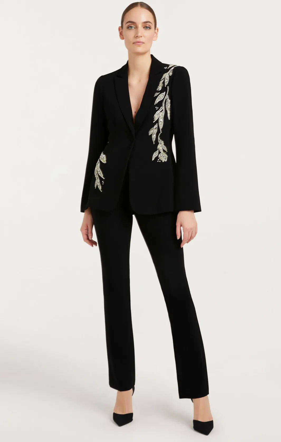 Jackets<Cinq à Sept Crystal Floral Embellished Cheyenne Blazer Black