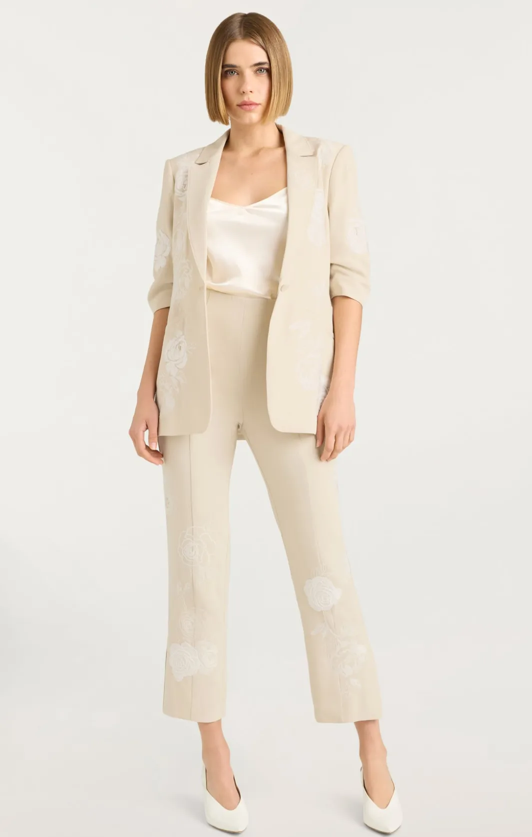 Pants<Cinq à Sept Floating Roses Embellished Cropped Brianne Pant Plaster/Ivory