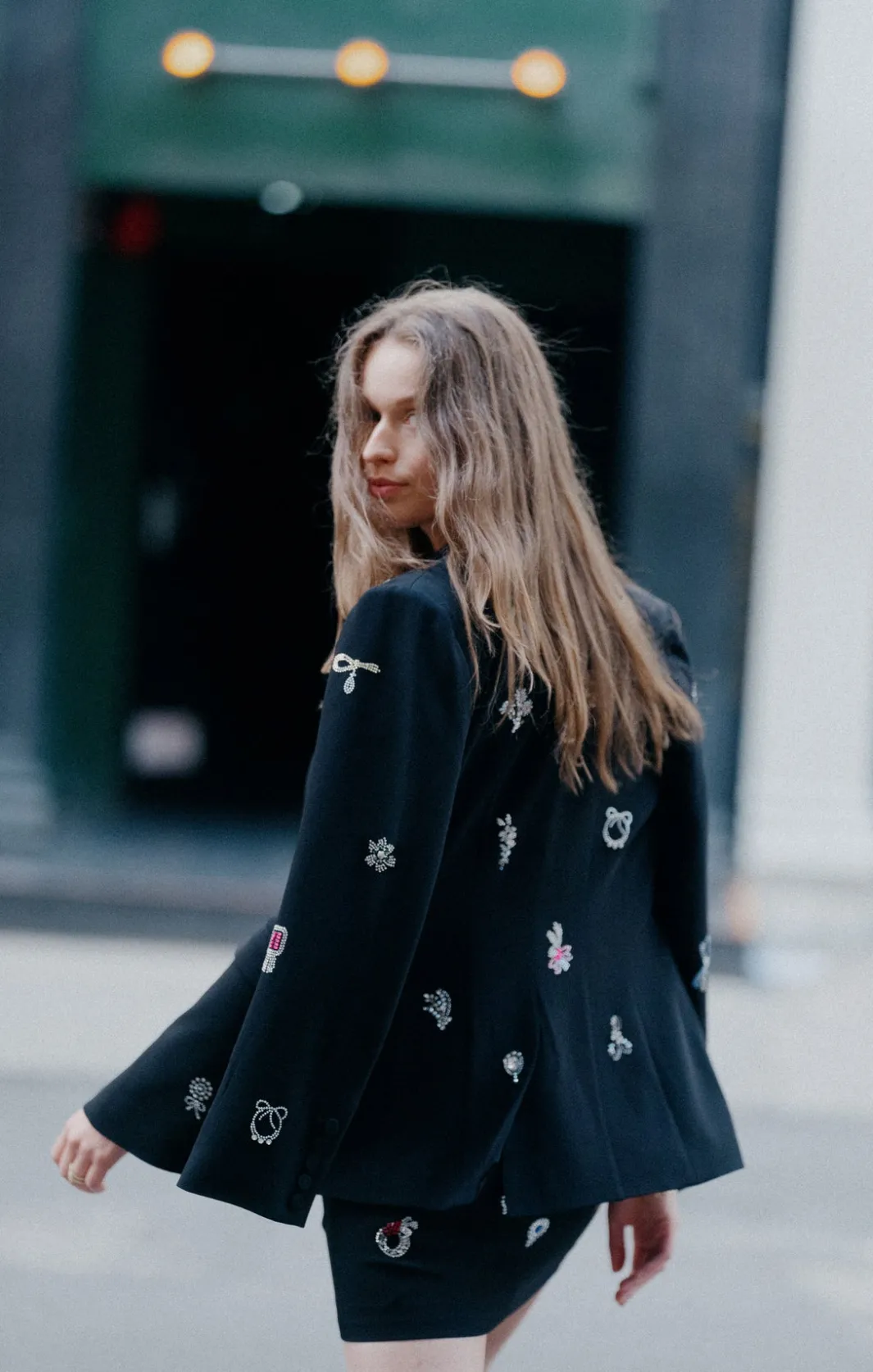 Blazers<Cinq à Sept Heatset Brooches Embellished Cheyenne Blazer BlackMulti