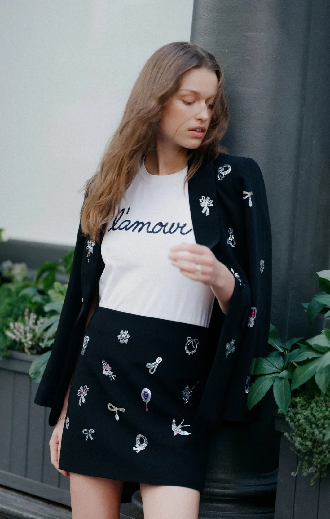 Skirts<Cinq à Sept Heatset Brooches Embellished Doris Skirt BlackMulti