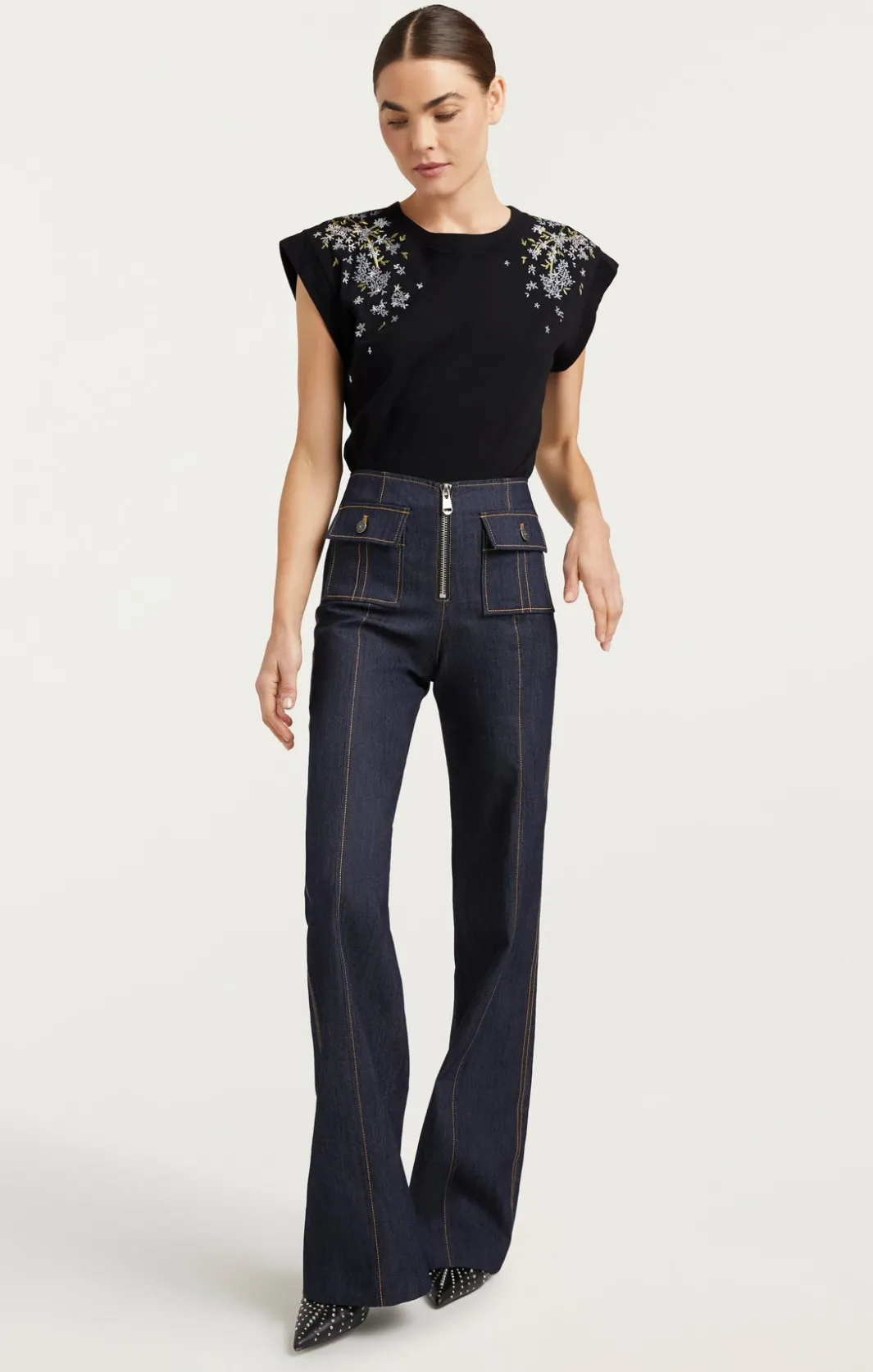 Tees & Pullovers<Cinq à Sept Lilac Vine Embellished Bella Tee BlackMulti