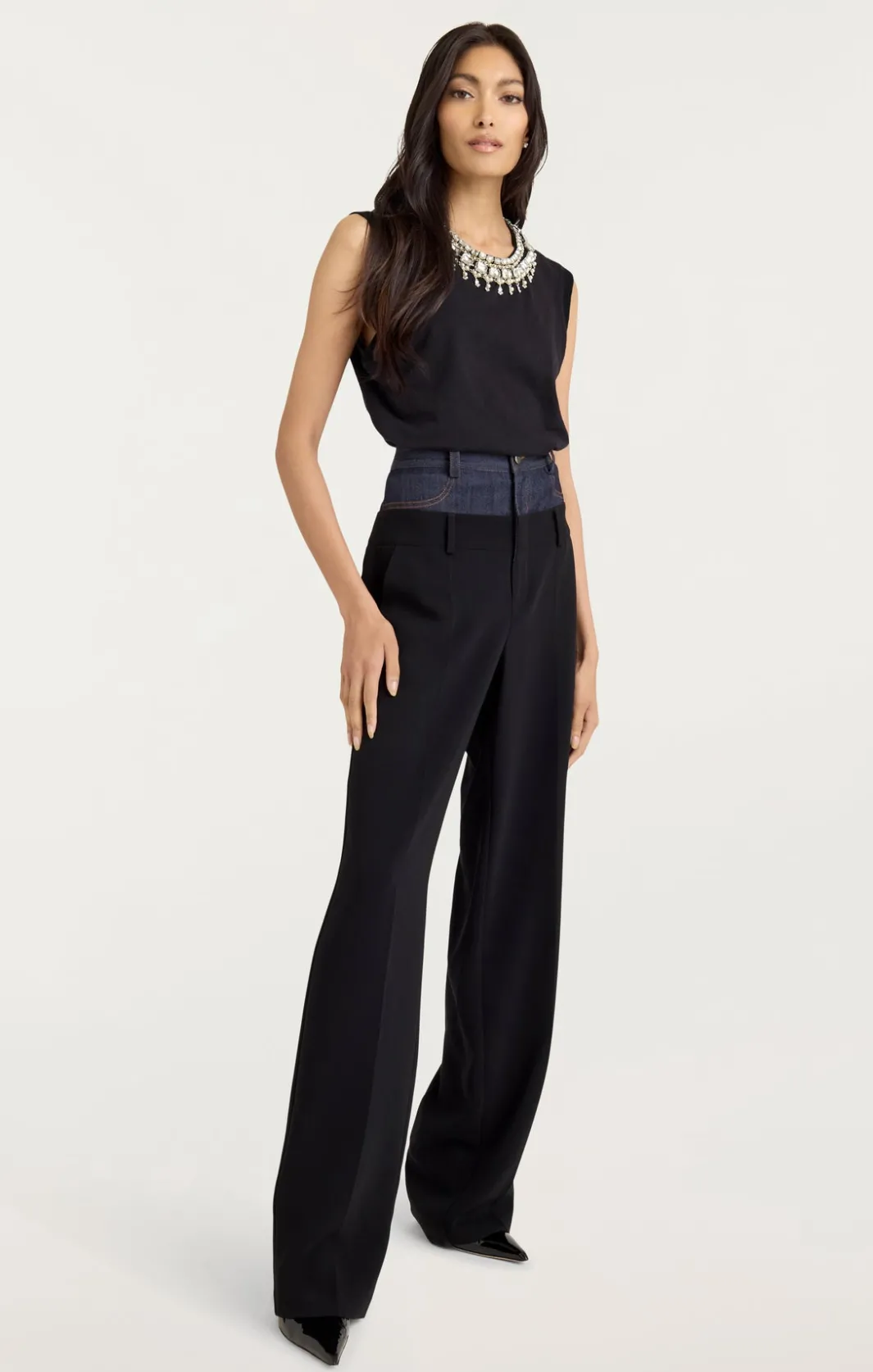 Tees & Pullovers<Cinq à Sept Pearl Necklace Brielle Tee Black