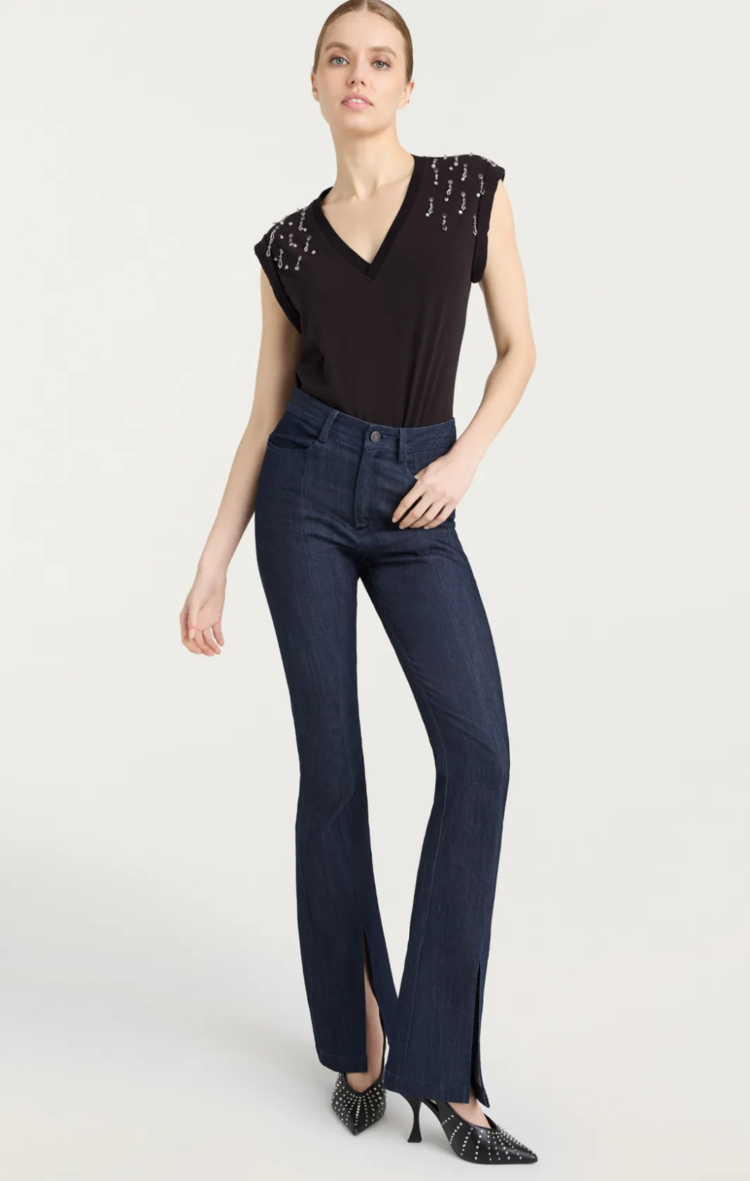 Tees & Pullovers<Cinq à Sept Teardrop Crystal Embellished V-Neck Bella Tee BlackMulti